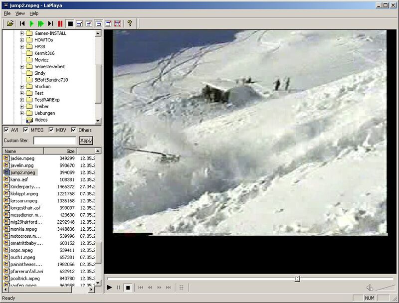 LaPlaya playing a video next to a folder tree and a file list